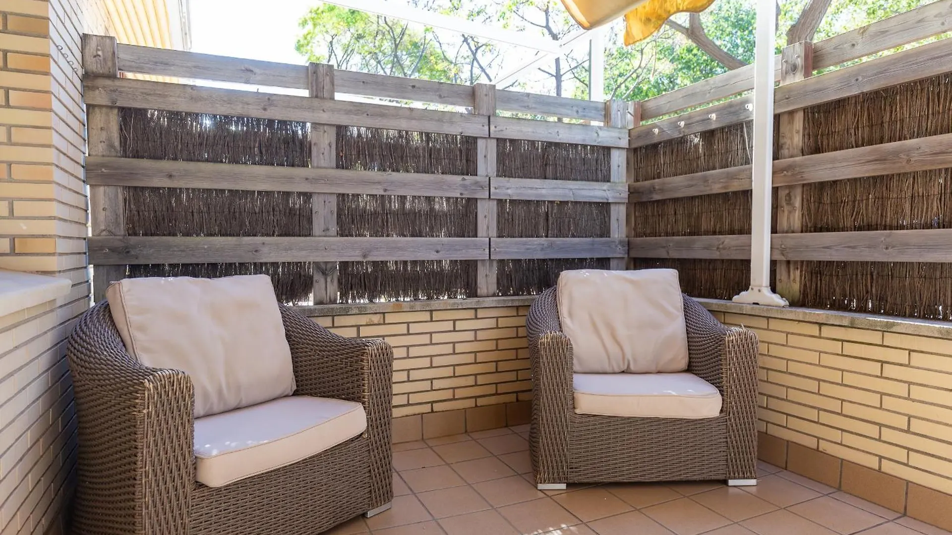Bga Rentals Garbi Cambrils 0*,  Španělsko